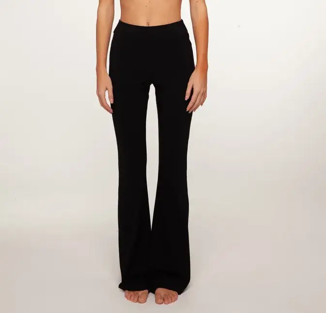 Panta Black davanti